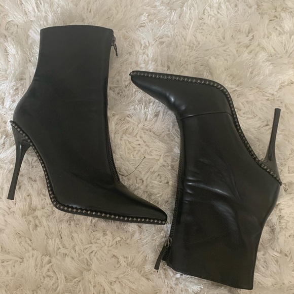 High heels boots - Picture 1 of 4